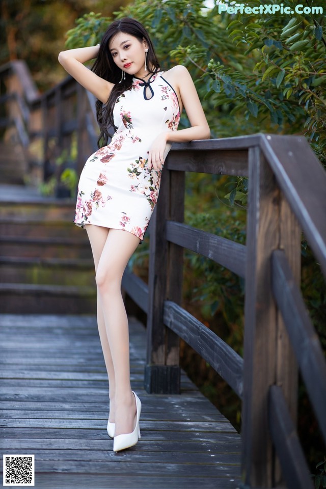 XiaoYu Vol.233: Yang Chen Chen (杨晨晨 sugar) (141 pictures) No.969d9d